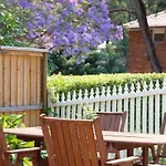Garden Apartment - Short Walk To Harbour Bridge