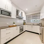 Kozyguru Leichhardt Cozy Holiday 3 Bed Home + Free Parking-Nle367