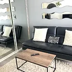 Heart Of Manly Apartment