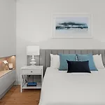 Mulwarree Avenue Apartments By Urban Rest
