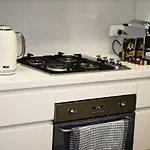 Superb 1 Bed Apartment In Syd Cbd Darling Harbour