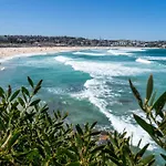 Edward Escape - Short Walk To Beach