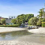 Harbour View In Rose Bay
