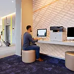 Holiday Inn Express Sydney Macquarie Park By Ihg