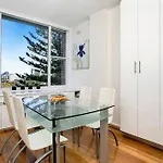 Bent6 - Spacious W/ Panoramic Sydney Harbour Views