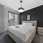 Kozyguru Ryde Cosy 2Bed Apt Free Parking Nry241