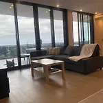 2 Bedroom In The Middle Of Sydney With Beautiful River View
