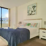 Spacious 3-Bed Penthouse With Perfect View
