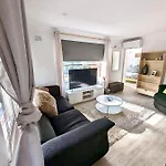 Lotus Stay Manly - Apartment 31E