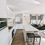 Lotus Stay Manly - Apartment 31E