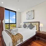 Water Views 2 Bedroom Apartment In Hurstville