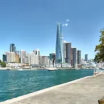 Retreat On Darling - Harbour Views 3 Bed
