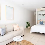 Holidayrento Boutique Terrace Apt In Bondi Beach