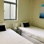 Spacious Two Bedroom Apartment - St Leonards Al25