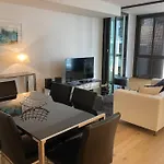 Large One Bedroom With Study-Alb09203