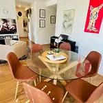 Top Gem Family Stay - Olympic Park, Newington