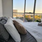 Master Room In Mascot Near Airport & City Cbd