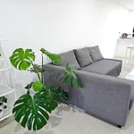 Master Room In Mascot Near Airport & City Cbd