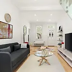 Paddington House Beautiful 2 Bedroom Terrace