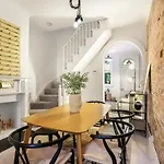 Surry Hills L 2 Bedroom Terrace Home