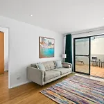 Fantastic Location And Comfort In Crows Nest Sant4