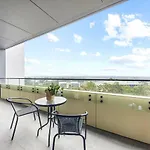 Exquisite High-End Retreat In Macquarie Park