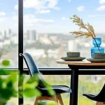 Urban Lifestyle Retreat In Sydney Olympic Park
