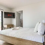 Bondi Beachfront Lifestyle - Ocean Views And Parking