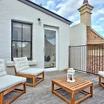3 Bedrooms - Darling Harbour - Darghan Street 2 E-Bikes Included
