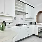 3 Bedrooms - Darling Harbour - Darghan Street 2 E-Bikes Included