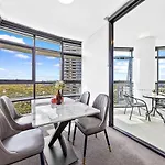 Charming And Peaceful - 3Br In Olympic Park