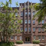 Art Deco Studio In The Heart Of Darlinghurst