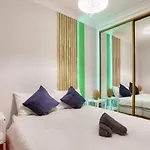 City Center 2 Bedroom House Pyrmont 2 E-Bikes Included