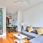Astounding 3 Bedroom House Surry Hills 2 E-Bikes Included