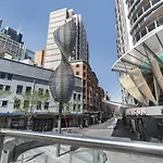 Prime Spot: Modern Studio+Balcony Darling Harbour