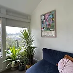 2 Story Apartment With Harbour Views