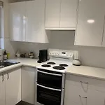 Homely Apartment In A Fantastic Location!