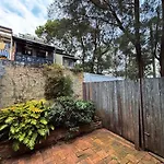 2 Bedrooms Terrace House