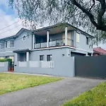 Maroubra Gem Close To Everything Sleep 16