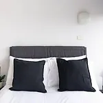 Studio With Stunning Views Free Parking