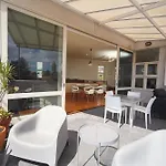 Coastal Penthouse At Coogee Beach