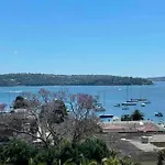 Elizabeth Bay Marina Apartment