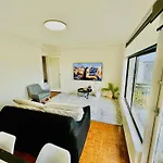 Private Sydney City View 1 Bed Apartment With Parking