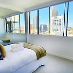 Harbour Views. Pool. Parking. 2 Balconies