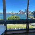 Opera & Harbour Bridge View Penthouse