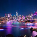 Opera & Harbour Bridge View Penthouse