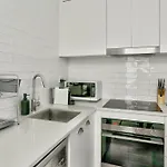Spacious 3 Bedroom House City Centre Millers Point 2 E-Bikes Included