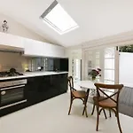 Paddington Garden Cottage With Fast Wifi