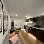 Luxury Inner-West Flat W/ Breakfast And Coffee Included!