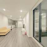Burwood Cozy Apartment Free Parking